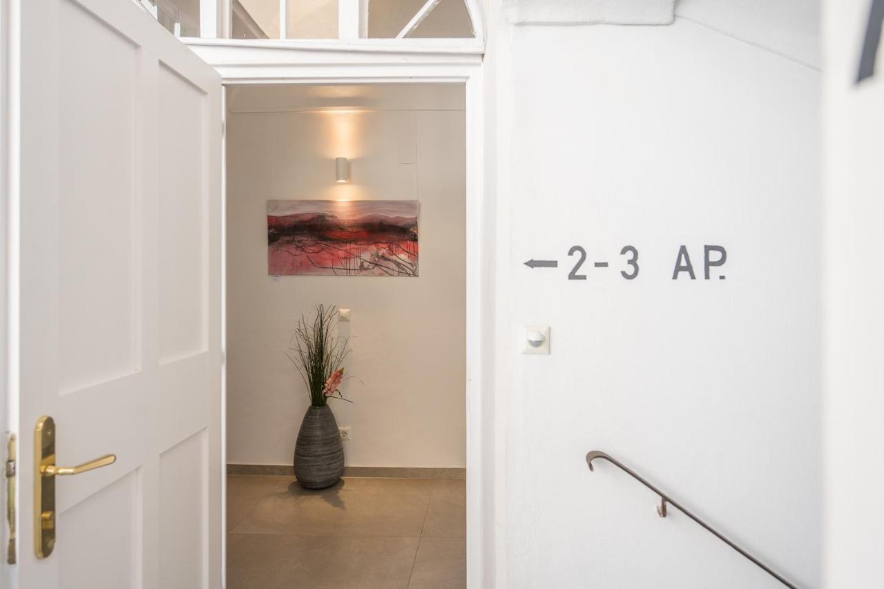 Stylische Cityapartments Benedikt Klagenfurt am Woerthersee Bagian luar foto